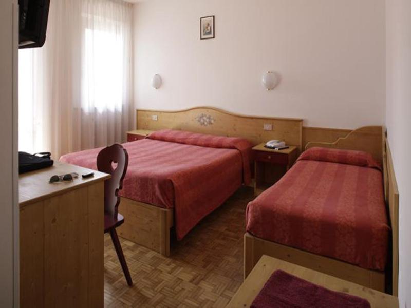 Albergo Miravalle เอารอนโซ ดิ คาโดเร ภายนอก รูปภาพ