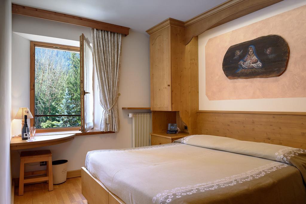 Albergo Miravalle เอารอนโซ ดิ คาโดเร ภายนอก รูปภาพ