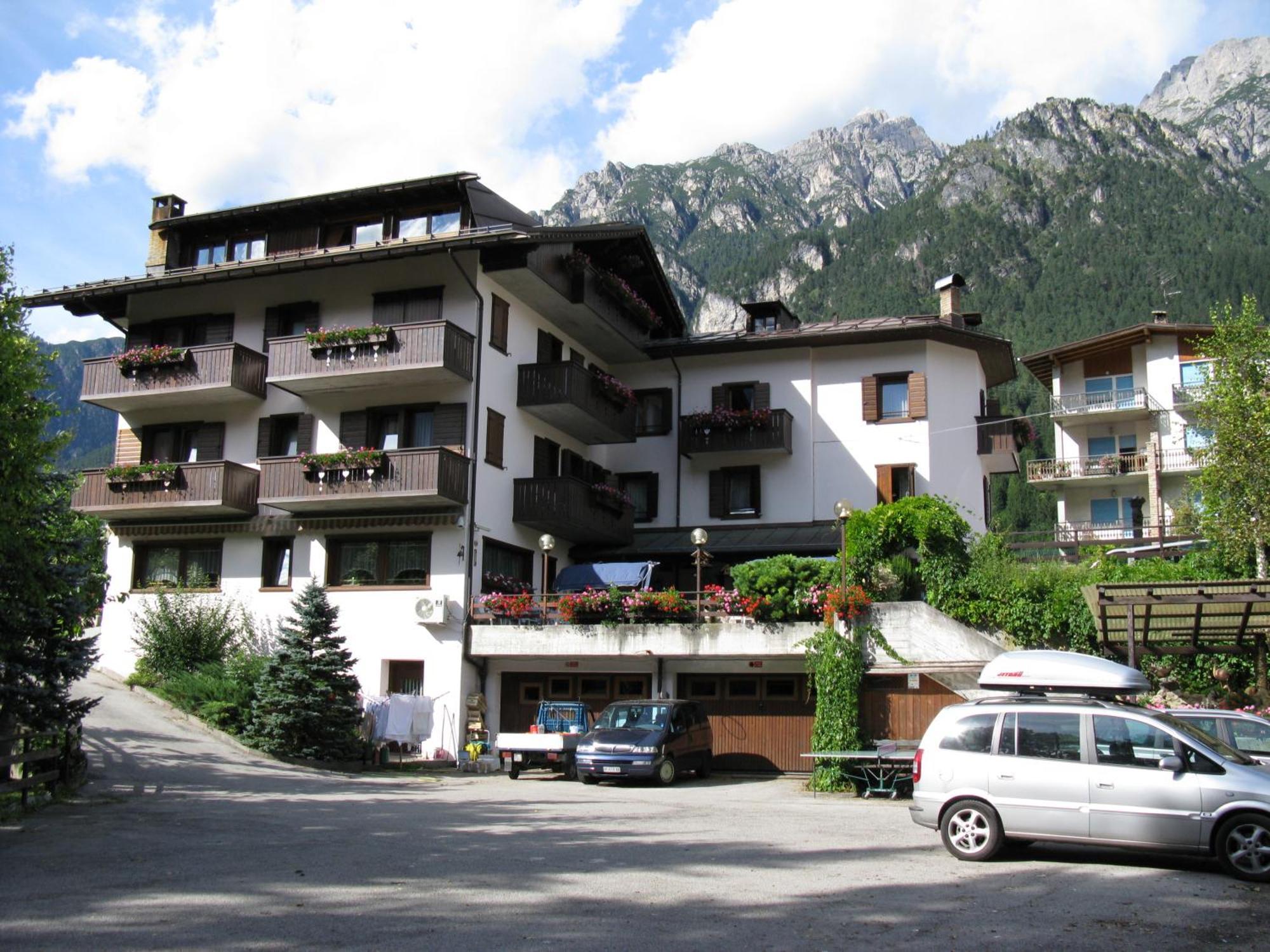 Albergo Miravalle เอารอนโซ ดิ คาโดเร ภายนอก รูปภาพ